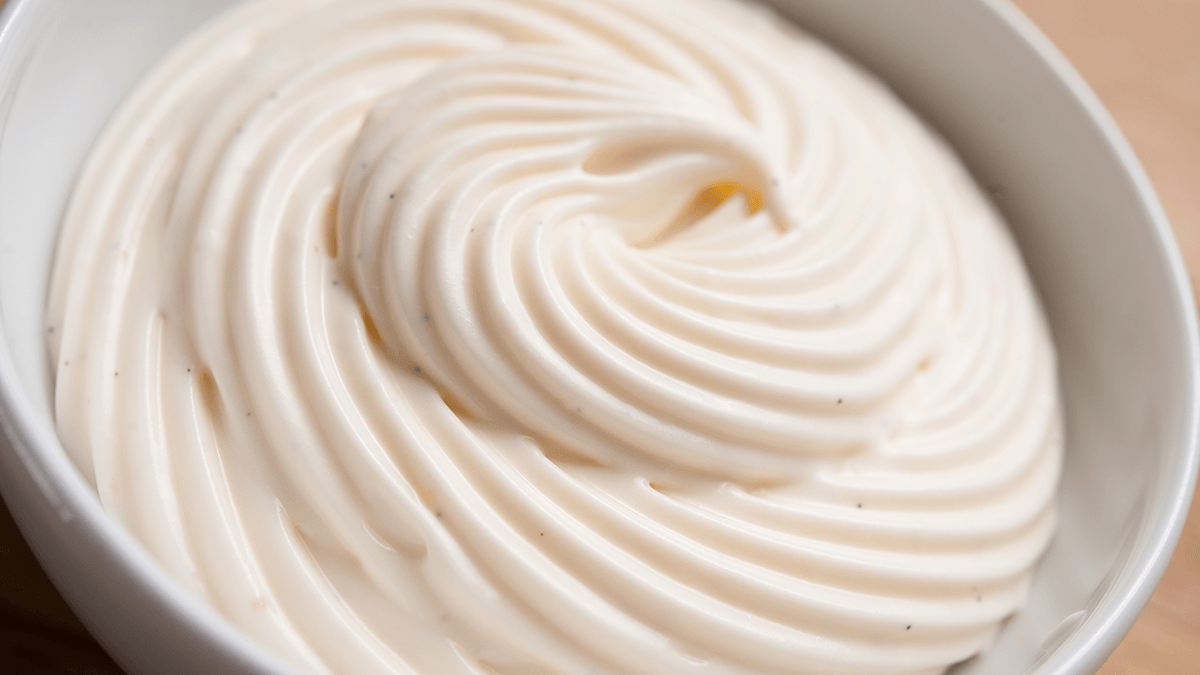 Crema Diplomatica